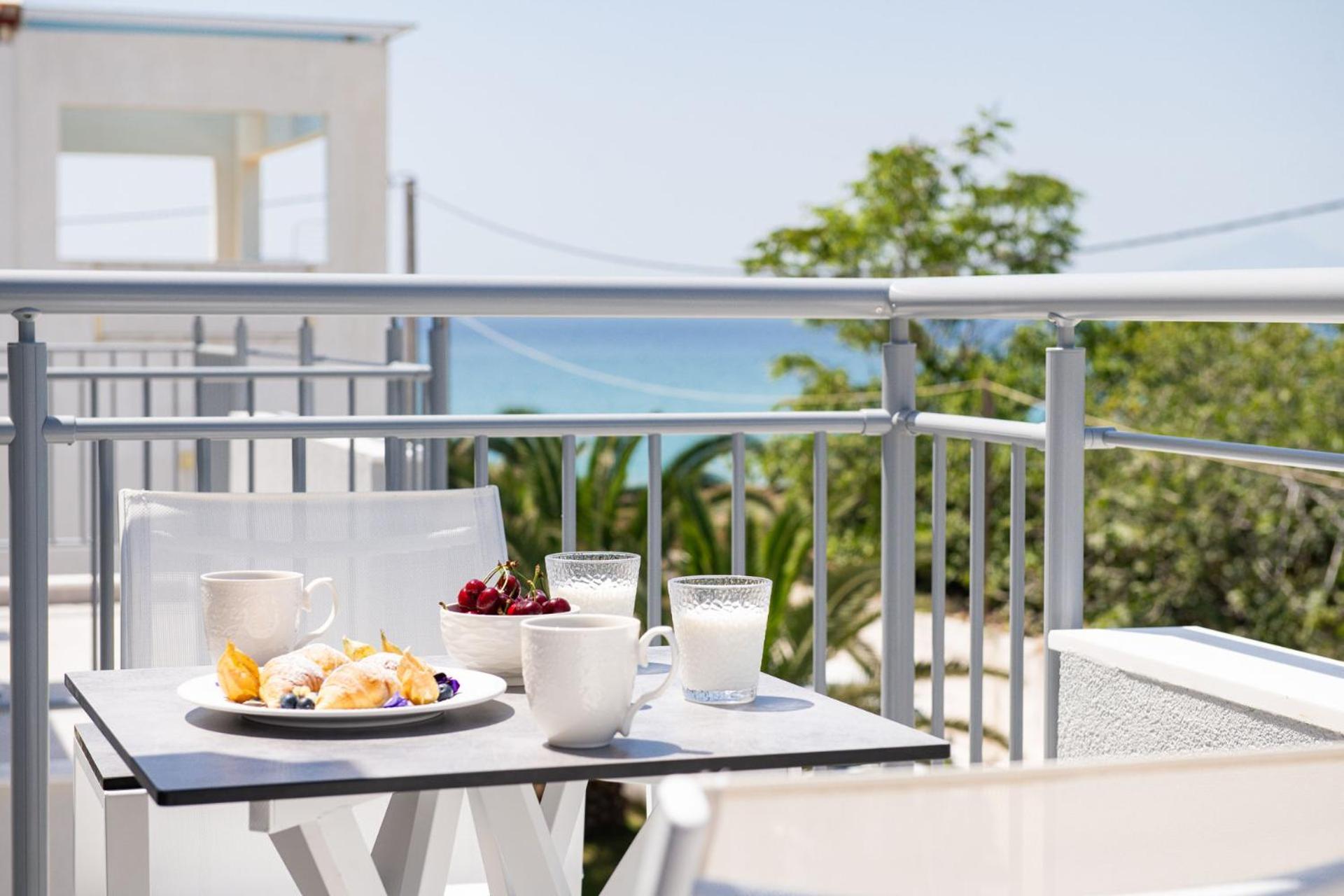 לימנריה Sourinis Luxury Suites מראה חיצוני תמונה