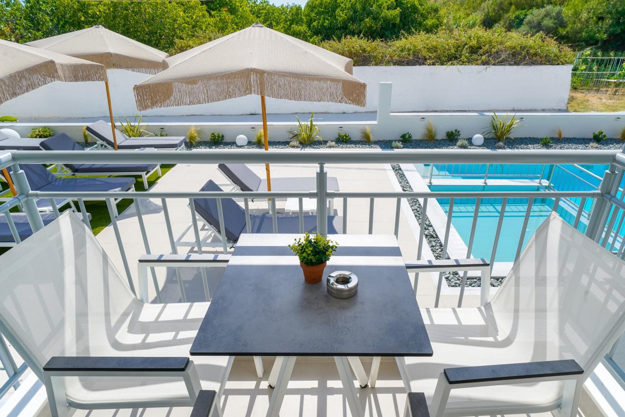 לימנריה Sourinis Luxury Suites מראה חיצוני תמונה